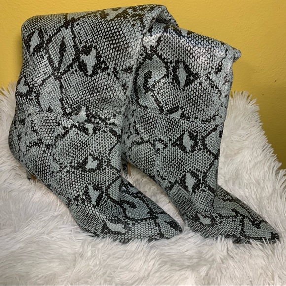 Steve Madden Women’s 6 1/2 Kimari Pointed Toe Pull-On Dress Animal Print Boots - Picture 7 of 14